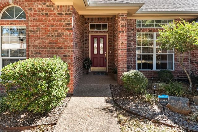 1212 Stonehill Circle, Hewitt, TX 76643