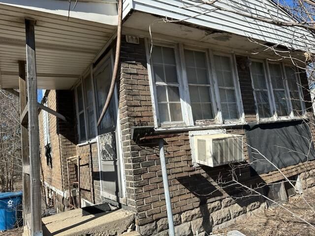 160 Clark Road, Gary, IN 46406