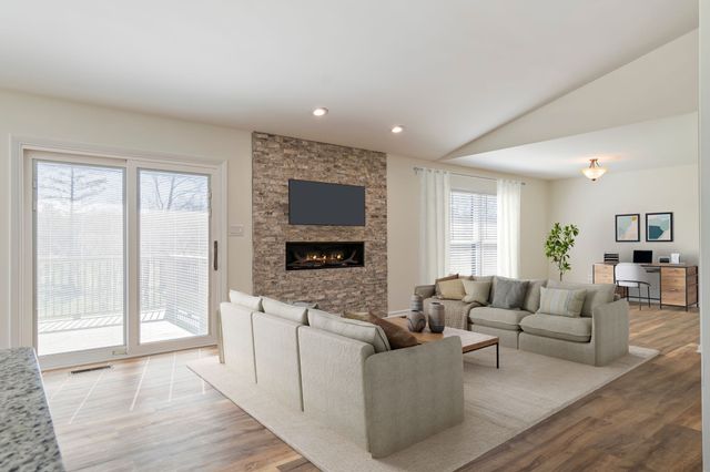 1106 Roseland Dr, Columbia, TN 38401