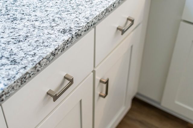 1106 Roseland Dr, Columbia, TN 38401