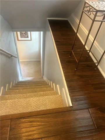 944 S 55th Street, Kansas City, KS 66106