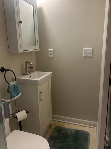 944 S 55th Street, Kansas City, KS 66106