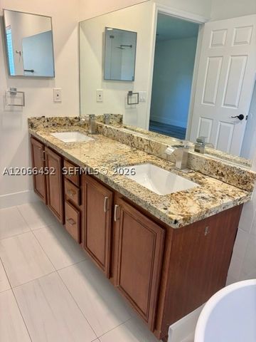 16850 Crestview Ln, Weston, FL 33326