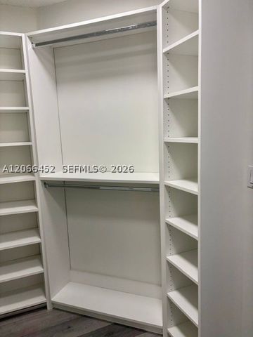 16850 Crestview Ln, Weston, FL 33326