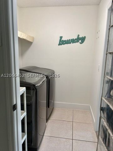 16850 Crestview Ln, Weston, FL 33326