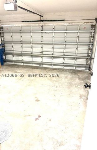 16850 Crestview Ln, Weston, FL 33326