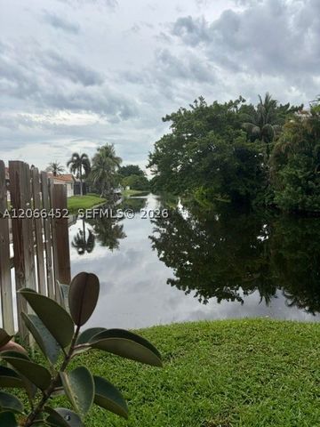 16850 Crestview Ln, Weston, FL 33326