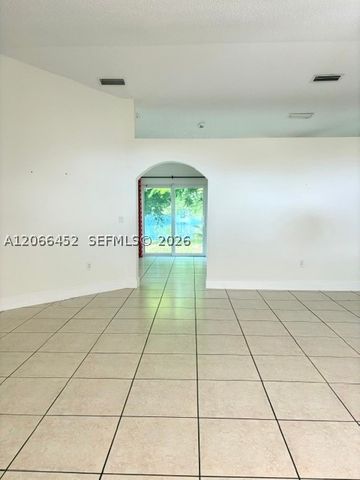 16850 Crestview Ln, Weston, FL 33326
