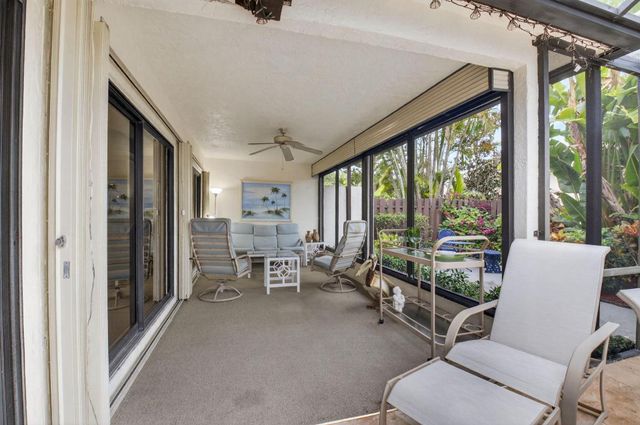 327 SW 29th Avenue, Delray Beach, FL 33445