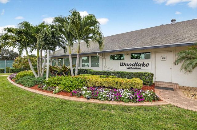 327 SW 29th Avenue, Delray Beach, FL 33445