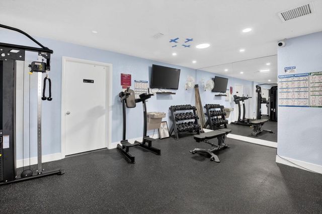 327 SW 29th Avenue, Delray Beach, FL 33445