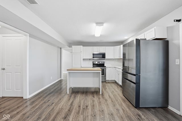 11104 Blue Spring Court, Indianapolis, IN 46239