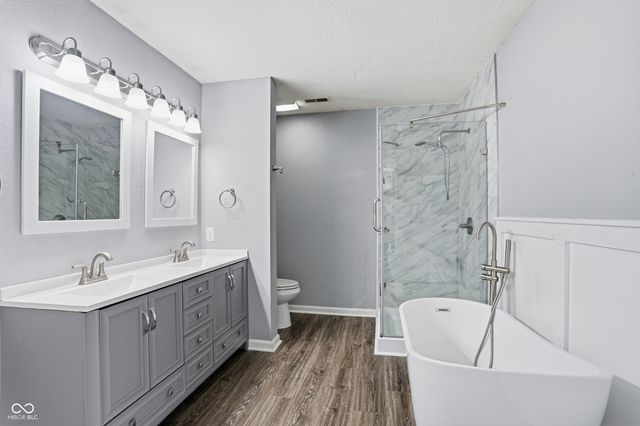 11104 Blue Spring Court, Indianapolis, IN 46239