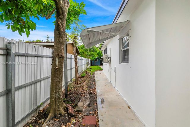 6101 SW 24th Street 3, Miramar, FL 33023