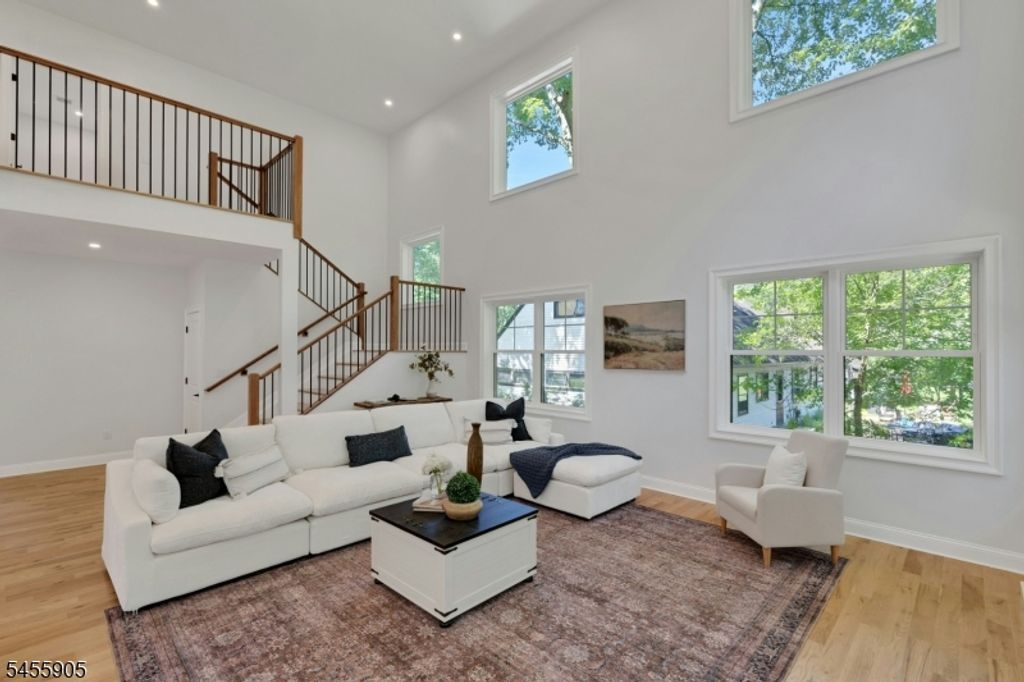 21 Kuntz Ave, Berkeley Heights Twp., NJ 07922 — photo 3