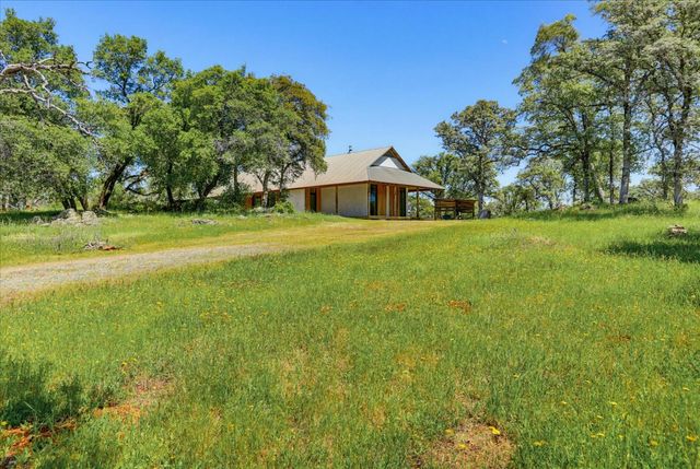 8877 Dutch Flat Trl, Smartsville, CA 95977