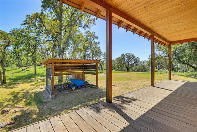 8877 Dutch Flat Trl, Smartsville, CA 95977
