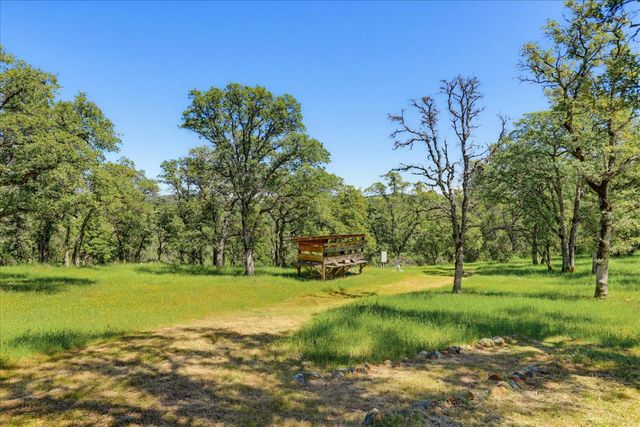 8877 Dutch Flat Trl, Smartsville, CA 95977