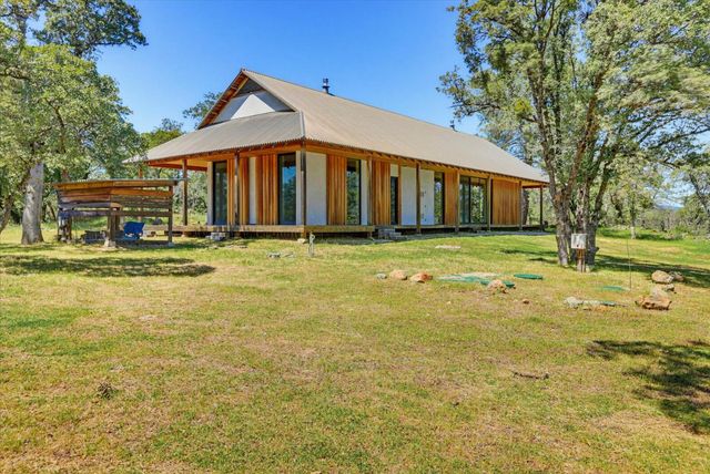 8877 Dutch Flat Trl, Smartsville, CA 95977