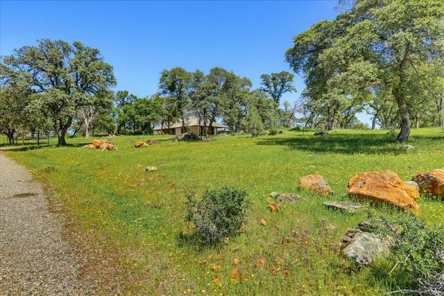 8877 Dutch Flat Trl, Smartsville, CA 95977