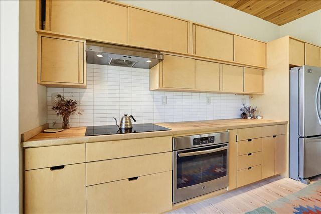 8877 Dutch Flat Trl, Smartsville, CA 95977
