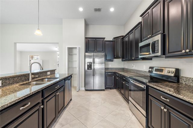 9864 SMARTY JONES DRIVE, Ruskin, FL 33573