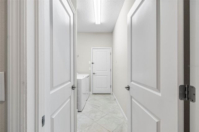 9864 SMARTY JONES DRIVE, Ruskin, FL 33573