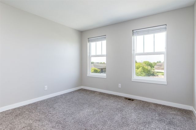 155 NE 25th Lane, Ankeny, IA 50021