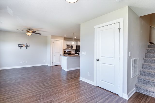 155 NE 25th Lane, Ankeny, IA 50021