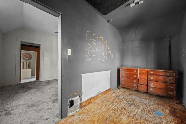 226 S Gladwin Street, Lake City, MI 49651