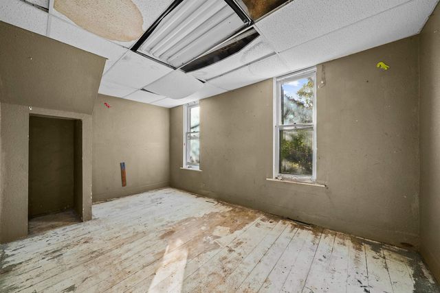 226 S Gladwin Street, Lake City, MI 49651