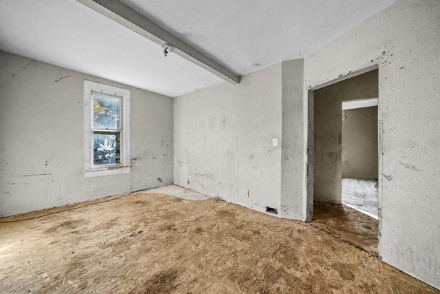 226 S Gladwin Street, Lake City, MI 49651