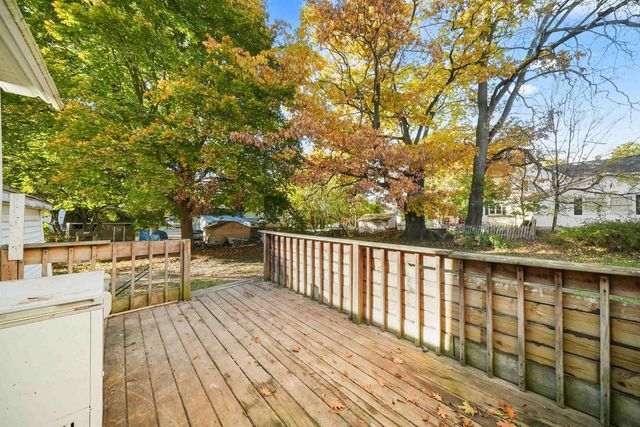 226 S Gladwin Street, Lake City, MI 49651