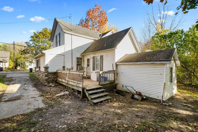 226 S Gladwin Street, Lake City, MI 49651