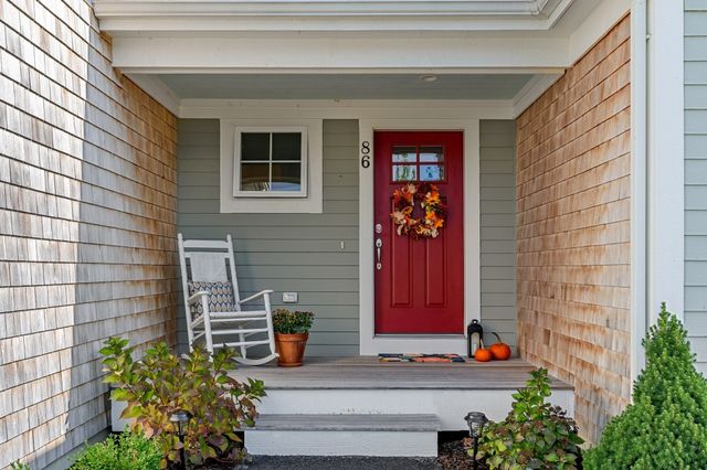 86 White Clover Trl, Plymouth, MA 02360