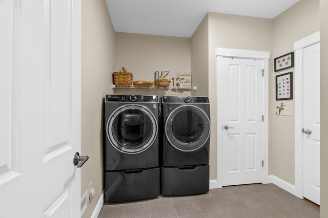86 White Clover Trl, Plymouth, MA 02360