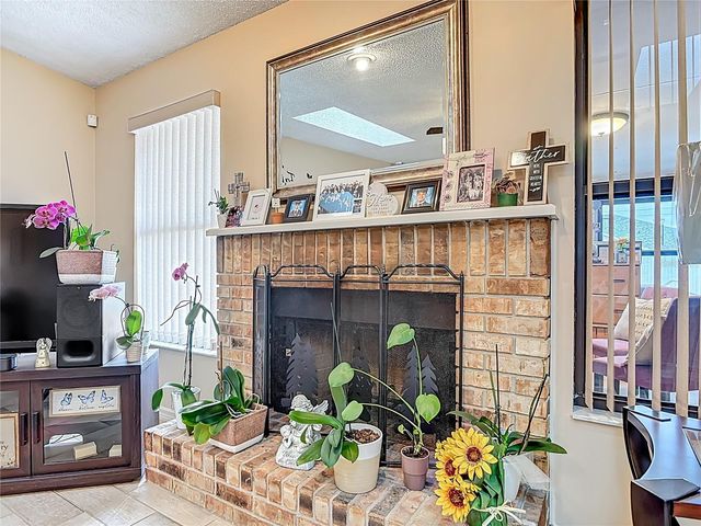 900 YELLOWBIRD AVENUE, Deltona, FL 32725