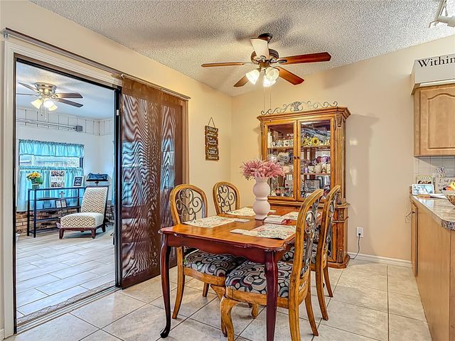 900 YELLOWBIRD AVENUE, Deltona, FL 32725