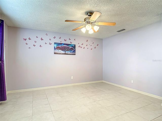 900 YELLOWBIRD AVENUE, Deltona, FL 32725