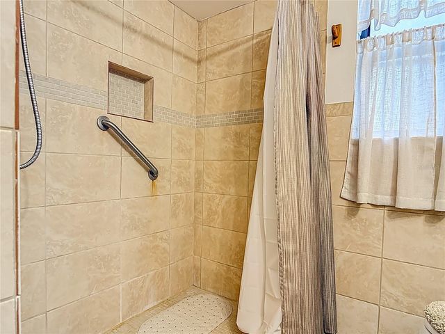 900 YELLOWBIRD AVENUE, Deltona, FL 32725