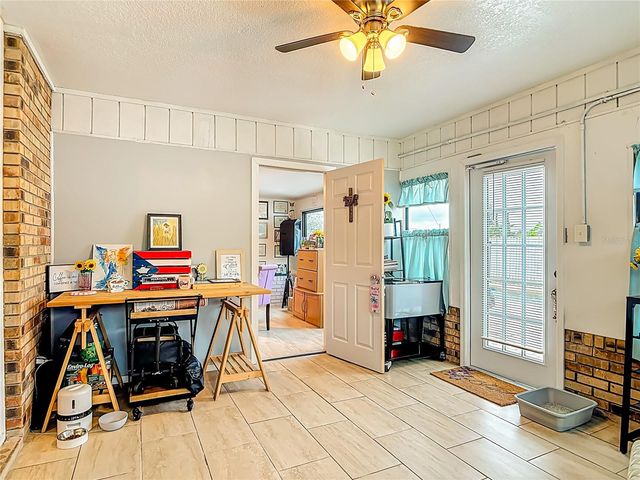 900 YELLOWBIRD AVENUE, Deltona, FL 32725