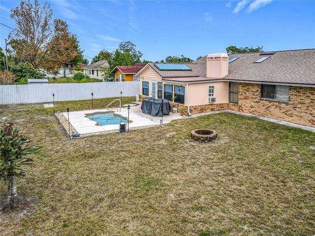 900 YELLOWBIRD AVENUE, Deltona, FL 32725