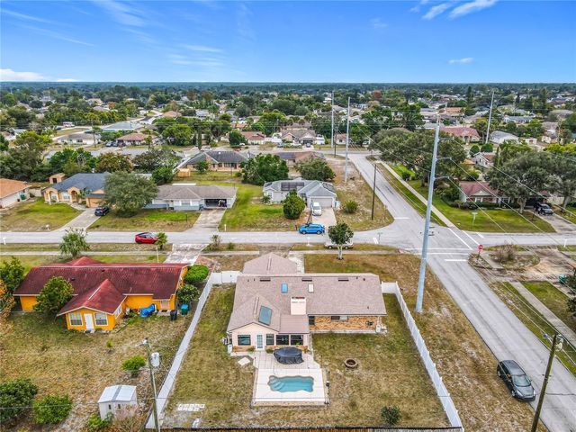 900 YELLOWBIRD AVENUE, Deltona, FL 32725