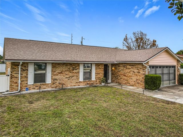 900 YELLOWBIRD AVENUE, Deltona, FL 32725