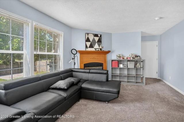 707 Sawyer Road, Lansing, MI 48911
