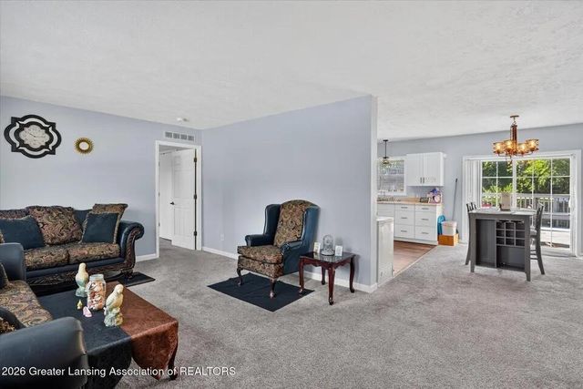 707 Sawyer Road, Lansing, MI 48911