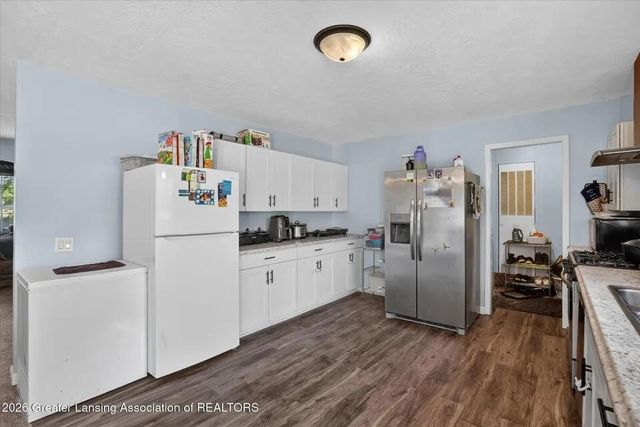 707 Sawyer Road, Lansing, MI 48911