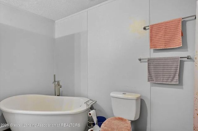 707 Sawyer Road, Lansing, MI 48911