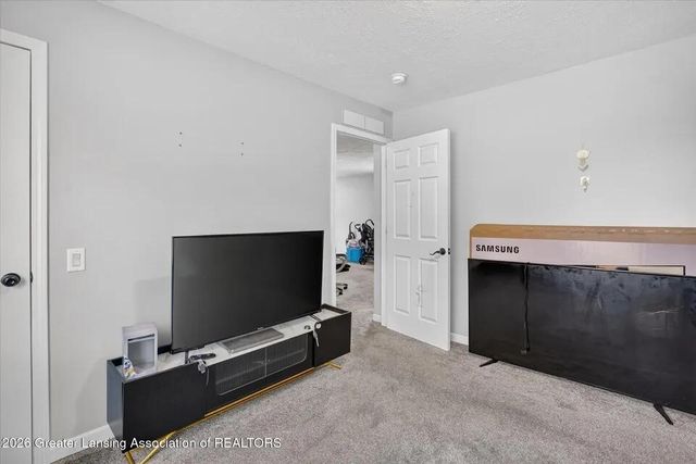 707 Sawyer Road, Lansing, MI 48911