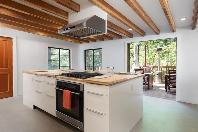 414 Hiawatha Road, Boulder Creek, CA 95006